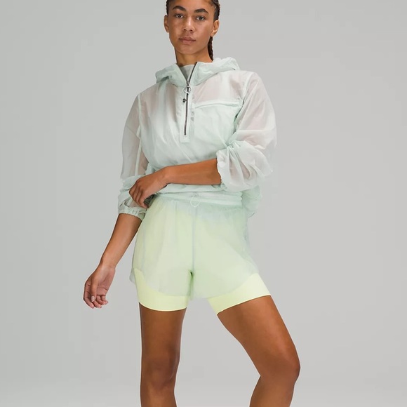 NEW TAGS Lululemon shirt size 0 - Picture 3 of 9